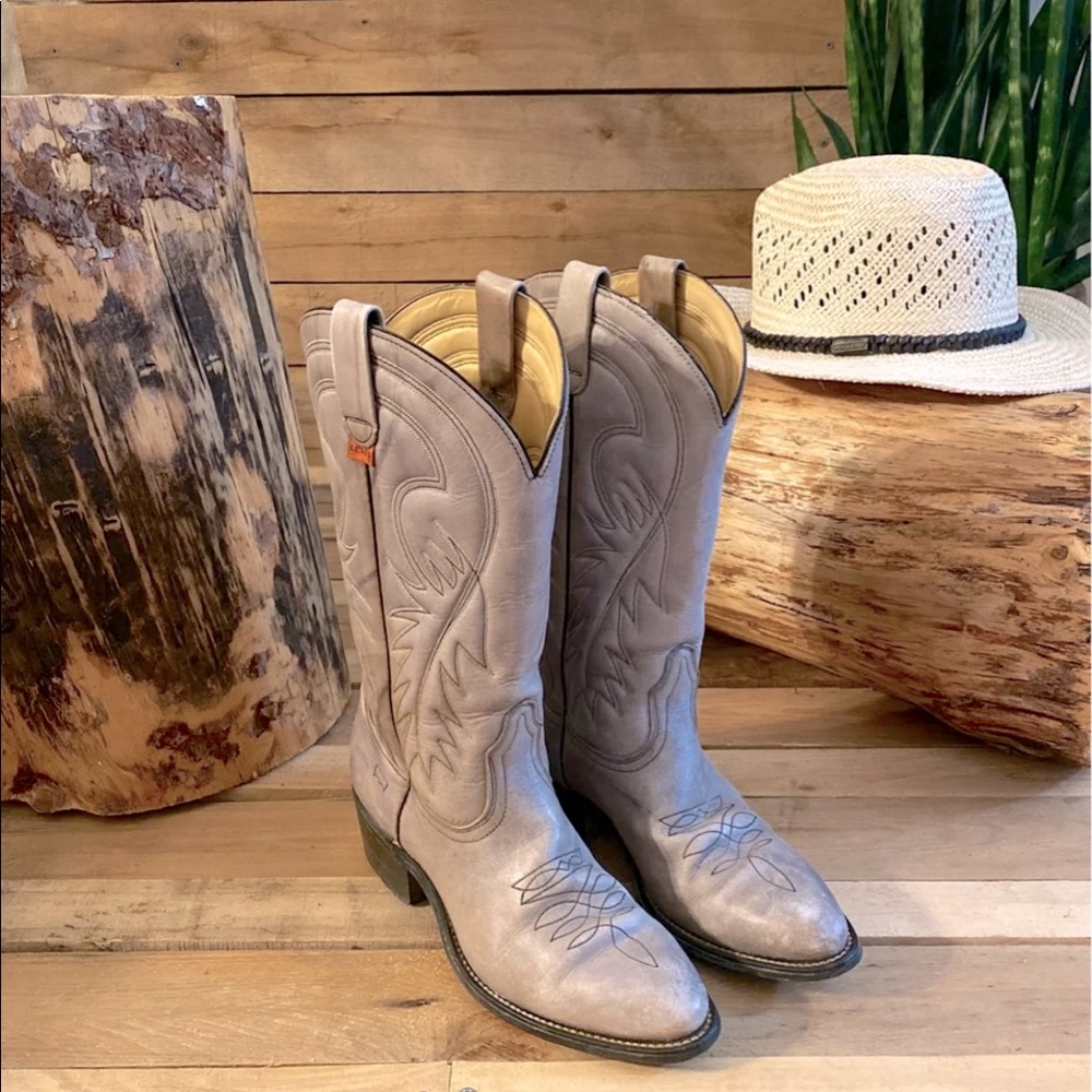 Vintage Levi’s cowboy boots!